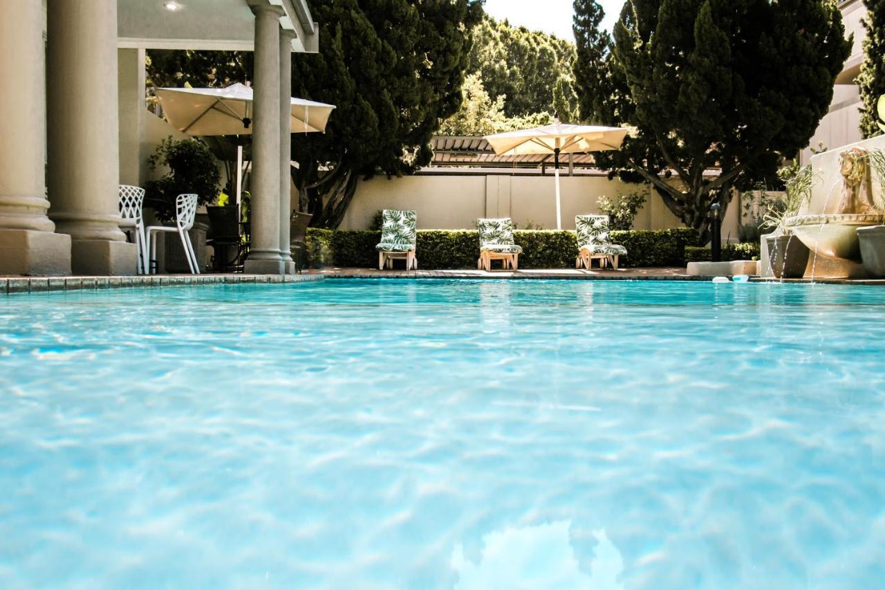 Villa Via Executive Suites With Power Back-Up Sandton Exteriér fotografie