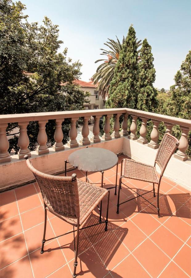 Villa Via Executive Suites With Power Back-Up Sandton Exteriér fotografie