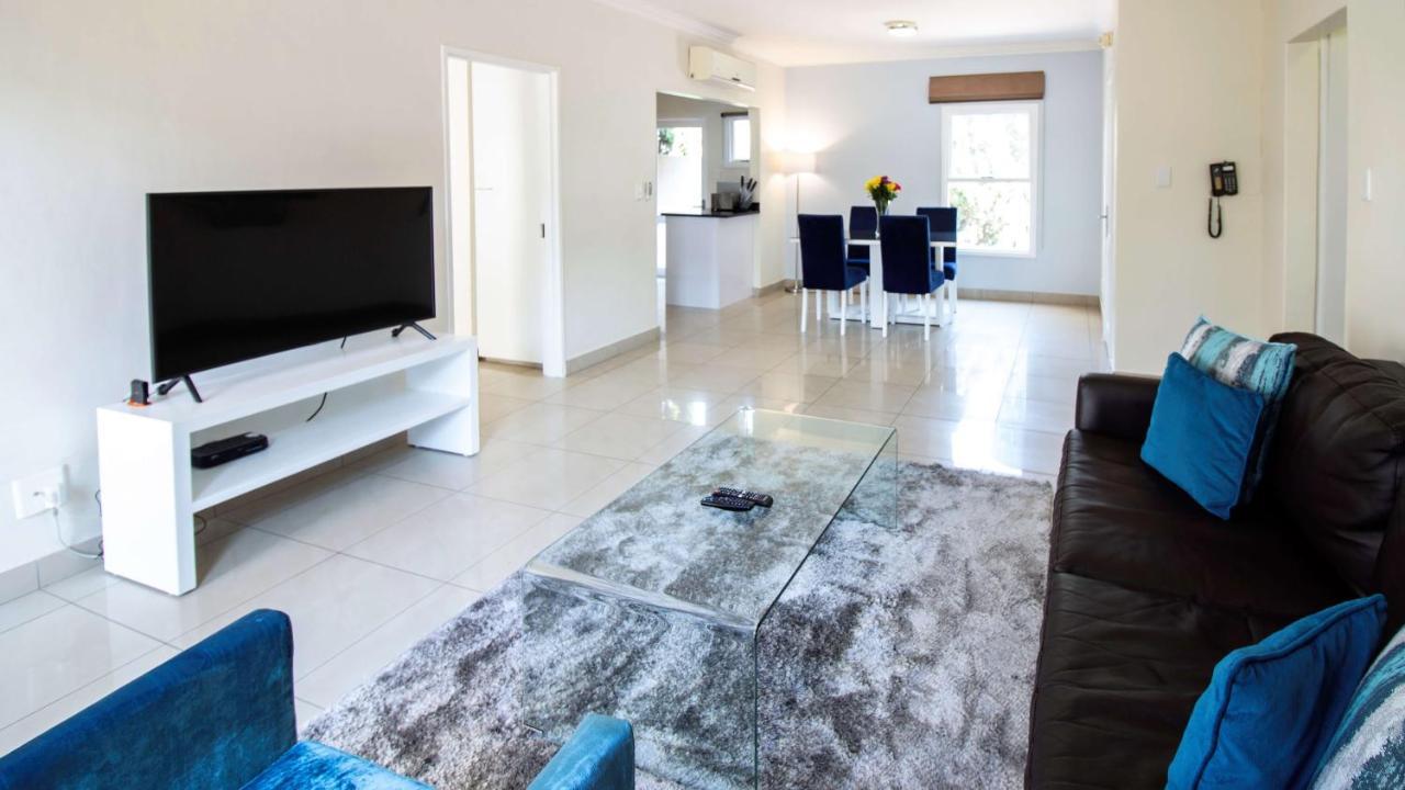 Villa Via Executive Suites With Power Back-Up Sandton Exteriér fotografie