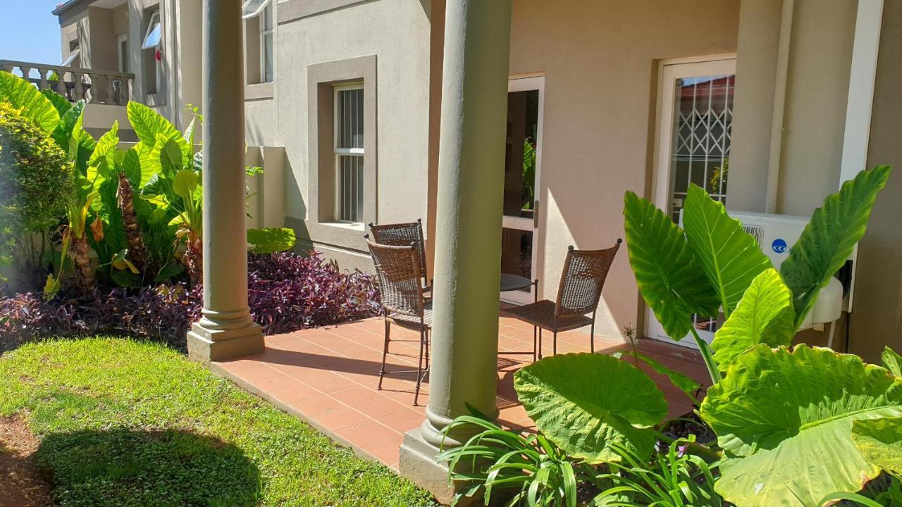Villa Via Executive Suites With Power Back-Up Sandton Exteriér fotografie